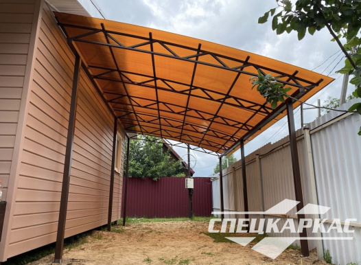 Навес к дому из поликарбоната для автомобиля №17 - фото 1127