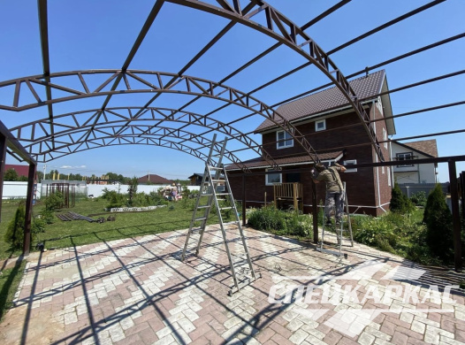 Усиленный металлический навес из поликарбоната для автомобилей №19 - фото 1149